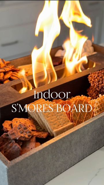 Tabletop Smores Bar, S’more Tray Ideas, Alternate Smores, S’mores Fire Pit, S’mores Board With Fire, Table Top Smores Diy Fire, Smore Board Ideas, Fancy Smores Ideas, S’mores Boards