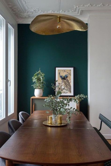 Green Accent Walls, Dark Green Walls, Green Dining Room, Interior Design Minimalist, Headboard Wall, Green Walls, Decor Minimalist, Benjamin Moore, Dining Room Design