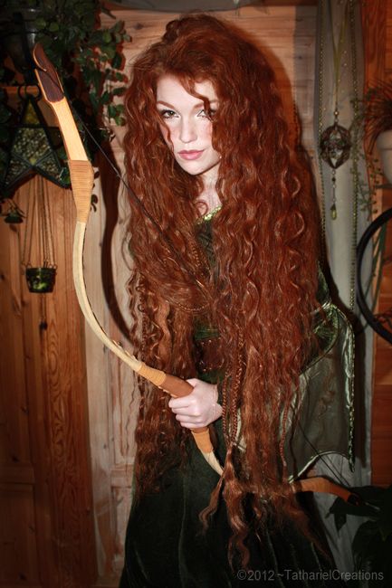 Marita Tathariel, Carnaval Make-up, Merida Cosplay, Cosplay Disney, Costume Carnaval, Merida Brave, Long Red Hair, Cool Cosplay, Awesome Cosplay