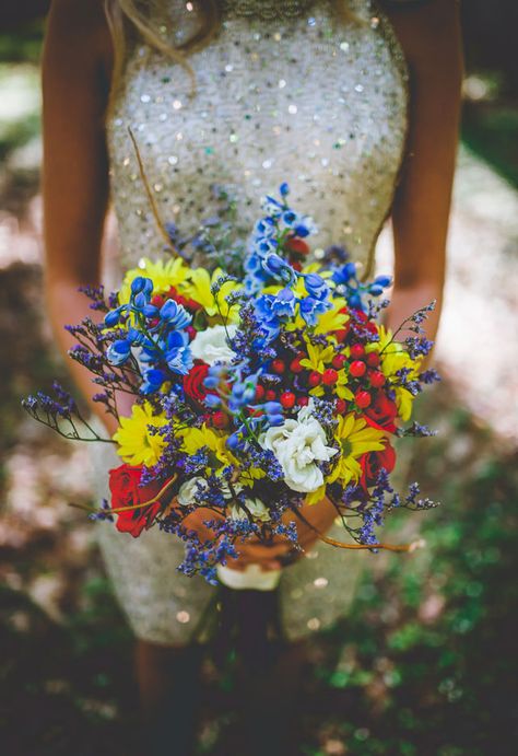 Wedding Bouquets Red, Red White Blue Wedding, Bohemian Wedding Bouquet, Bridal Bouquet Blue, Red Wedding Theme, Red Bouquet Wedding, Blue Wedding Flowers, Preowned Wedding Dresses, Blue Bridal