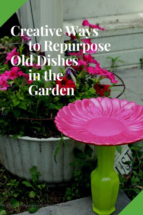 This makes me want to go to the thrift store and buy up all of the dishes! Diy Garden Ideas Decoration Creative, Garden Ideas Decoration, Old Dishes, Diy Garden Ideas, Nature Ideas, Yard Art Crafts, Upcycle Garden, Dish Garden, Bird Baths