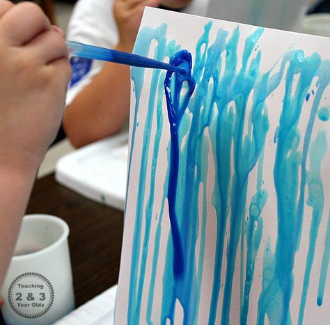 fine motor art in preschool Open Ended Art, Motor Art, Happy Home Fairy, Preschool Colors, Rain Art, Preschool Fine Motor, Teaching Colors, Pipettes, Fine Motor Activities