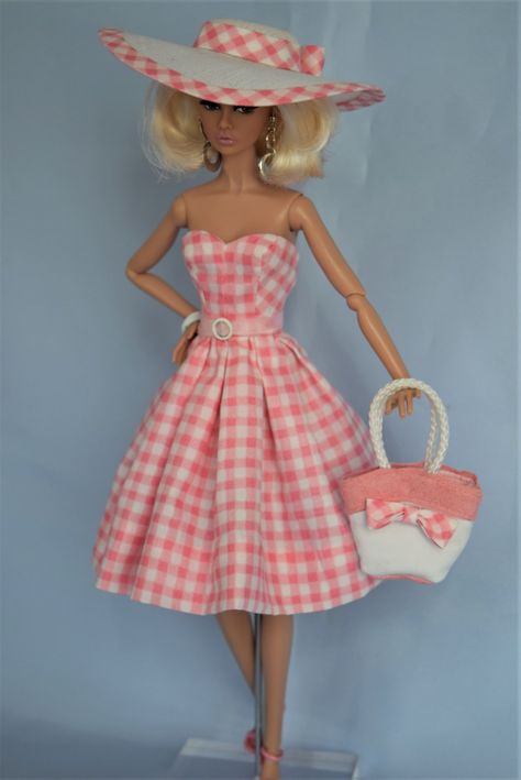 https://flic.kr/p/24wXVBH | Dress only - Poppy Silkstone Barbie, Christmas Tree Inspiration, Dress Hat, Diy Creative Crafts, Pink Gingham, Gingham Dress, Barbie Dress, Diy Creative, Barbie Clothes