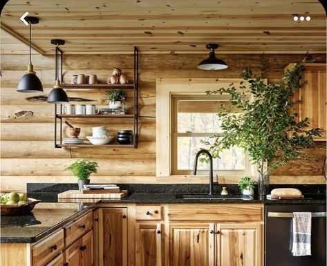 Log Cabin Kitchen Ideas, Log Cabin Kitchens, Modern Log Home, Log Cabin Kitchen, Cabin Homes Interior, Kitchen Countertop Ideas, Log Cabin House, Log Home Kitchens, Log Cabin Interior