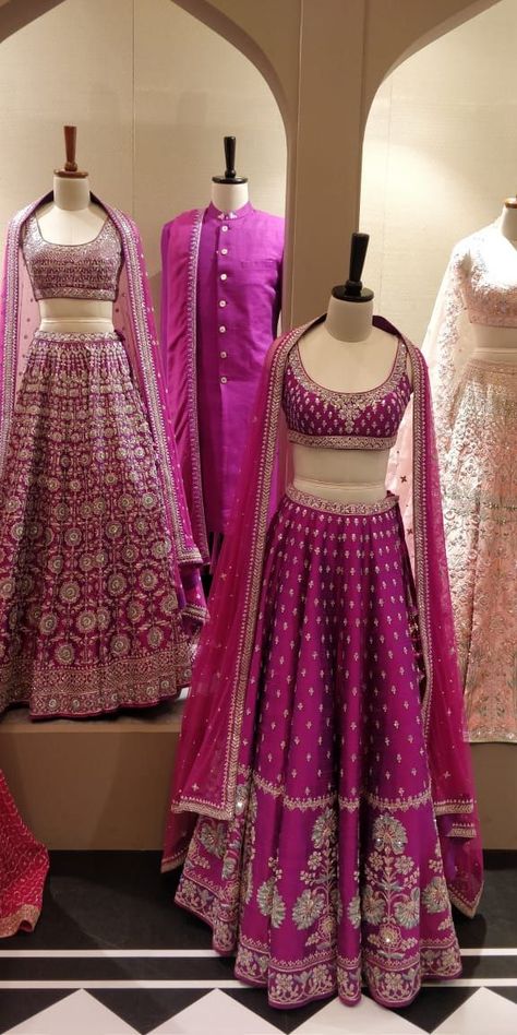 Violet Lehenga, Vestido Charro, Designer Bridal Lehenga Choli, Lehenga Saree Design, Latest Bridal Lehenga, Indian Outfits Lehenga, Wedding Lehengas, Wedding Lehenga Designs, Lehnga Dress