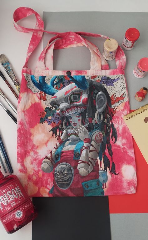 Artist Bag Diy, Disney Art Style, Canvas Bag Diy, Painted Clothes Diy, Marvel Clothes, Estilo Indie, Painted Tote, Hand Painted Shoes, Cute School Supplies