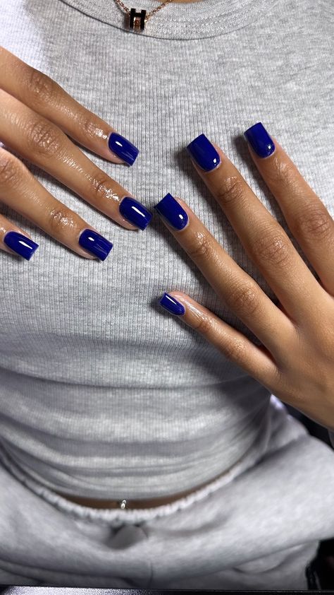 Structure Gel Manicure Design, Blue Acrylic Nails Black Women, One Color Acrylic Nails Square, Natural Nails Painted, Summer Nails Black Women, Electric Blue Nails, Girls Fun, Nice Nails, Girly Acrylic Nails