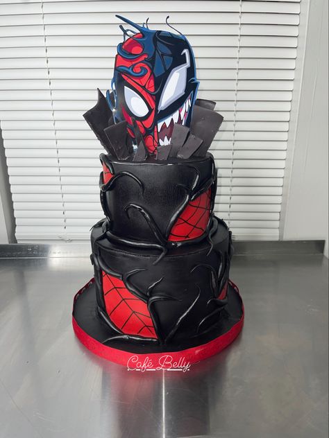 Venom And Carnage Cake, Carnage Cake Ideas, Venom Carnage Cake, Spiderman And Venom Birthday Party, Spider Man And Venom Cake, Venom Bday Party Ideas, Spider Man Vs Venom Birthday Party, Spiderman Venom Birthday Party, Spider Man Venom Cake