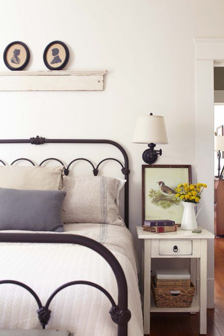 Iron Headboard, Farmhouse Style Bedrooms, Fresh Farmhouse, Casa Country, Casa Vintage, Cottage Bedroom, Bedroom Essentials, Iron Bed, Dreamy Bedrooms