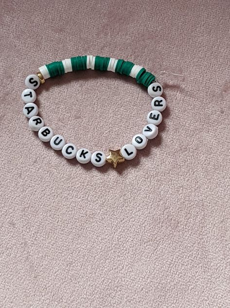 Starbucks Lovers Taylor Swift Bracelet, Clay Bead Bracelets Taylor Swift, Taylor Swift Starbucks, Taylor Bracelets, Eras Bracelets, Lego Girls, Knot Jewelry, Cute Friendship Bracelets, Taylor Outfits