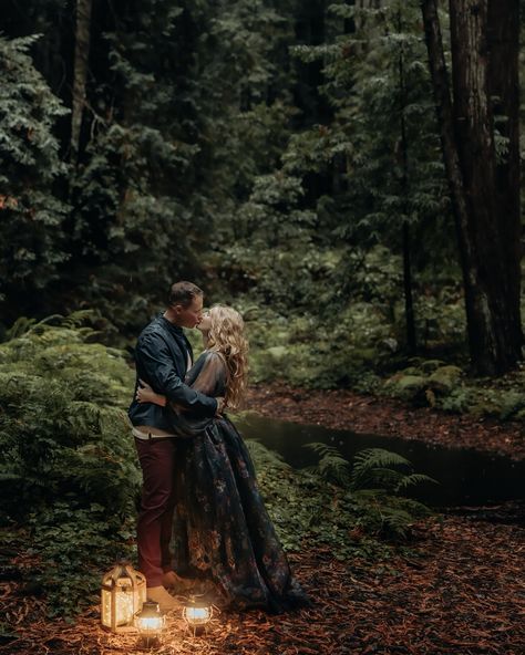 Where’s my next couple looking for a romantic evening in the redwoods? Dancing under the canopy, twinkling lanterns and some fairytale vibes? Keep it simple or go all in for a romantic fantasy couples sesh. Let’s go already! #romanticsessions #fairytalecouple #fantasycouplesphotoshoot #bayareaphotographer #bayareafantasyphotographer #couplesphotographer #romanticlocations Fantasy Photography Couple, Fantasy Themed Engagement Photos, Fantasy Engagement Photoshoot, Fantasy Couples Photoshoot, Fairytale Couple Photoshoot, Fantasy Couple Photography, Fantasy Engagement Photos, Fairytale Vibes, Prenup Photos