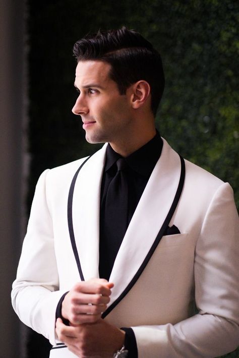 White Tuxedo Wedding, White Wedding Suit, White Tux, Groom Tux, Wedding Tux, Black And White Tuxedo, Groom Tuxedo, White Tuxedo, Groom Looks