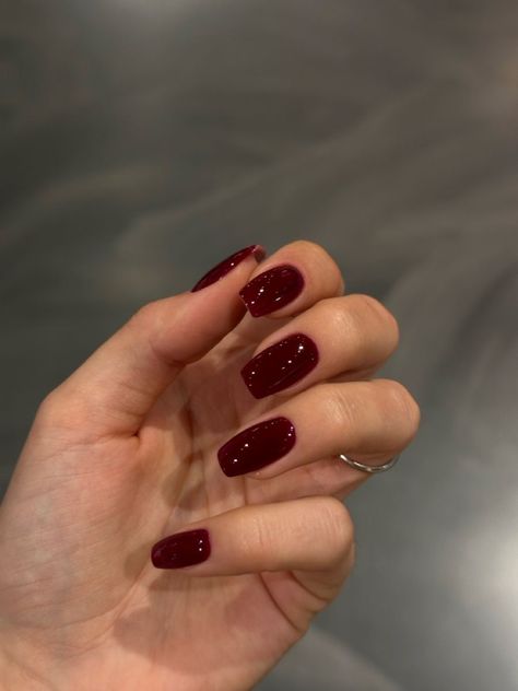 Deep Red Nails, Red Gel Nails, Kutek Disney, Dark Red Nails, Wine Nails, Red Acrylic Nails, Cherry Nails, Nagel Tips, Casual Nails