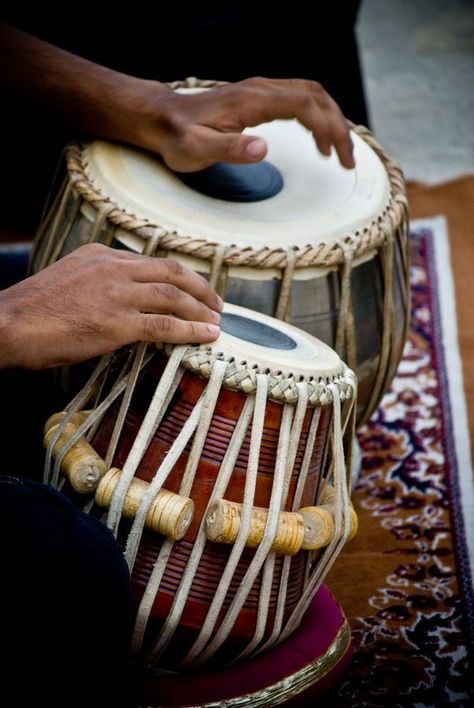 Bull Images, Afghanistan Culture, Indian Musical Instruments, Newspaper Crafts Diy, Water Lilies Painting, African Drum, Hand Drums, Indian Classical Music, Dream Motivation