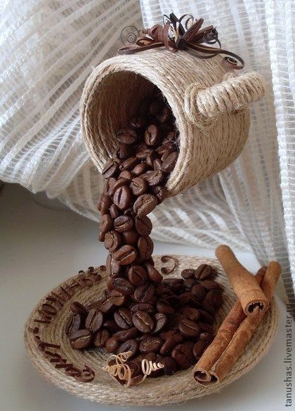 Coffee Bean Art, Craft Table Diy, Stones Garden, Cup Crafts, Garden Art Sculptures Diy, Coffee Crafts, Fabric Christmas Ornaments, Easy Diy Art, Diy Crafts For Home Decor