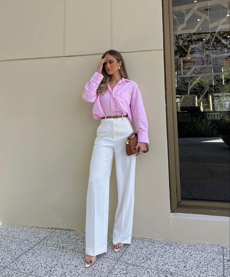 Realtor Outfits For Women Classy, Stylish Work Attire Summer, Business Casual Outfits Skirt, Realtor Wardrobe, Corporate Summer Outfits, Corporate Outfits Summer, Summer Office Outfits Casual Work Attire, Summer Corporate Outfits, Business Professional Outfits Summer