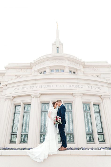 Payson Utah Temple, Payson Temple, Temple Marriage, Brides Room, Utah Temples, Utah Wedding Photography, Temple Pictures, Romantic Wedding Photography, Romantic Girl