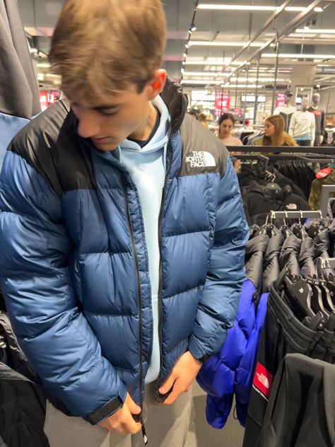 Blue and black north face puffer jacket Blue North Face Jacket Outfit, Blue Puffer Jacket Outfit Men, North Face Puffer Jacket Blue, Blue Puffer Jacket Outfit, Blue North Face Puffer, North Face Jacket Outfit, Puffer Jacket Outfits, Blue North Face Jacket, The North Face Puffer Jacket