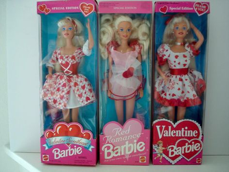 This is a lot of 3 retired, Special Edition Valentine Barbie dolls, all NRFB. The lot consists of Valentine Sweetheart Barbie (box dated 1995), Red Romance Barbie (box dated 1992), and Valentine Barb Sweetheart Barbie, Barbie Valentines, Valentine Barbie, Angel Skull, Dolls Cute, 90s Stuff, Barbie 80s, Profile Images, Barbie Dresses