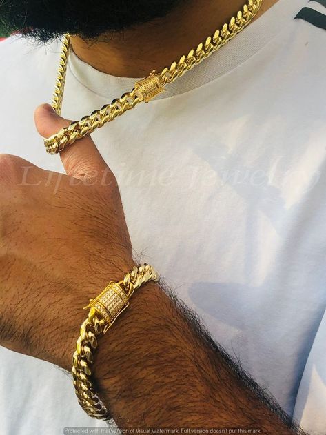 Chain Necklace Outfit, Modest Jewelry, Real Gold Chains, Luxury Gifts For Men, Fancy Watches, Miami Cuban Link Chain, Silver Gold Jewelry, Miami Cuban Link, Mens Gold Jewelry