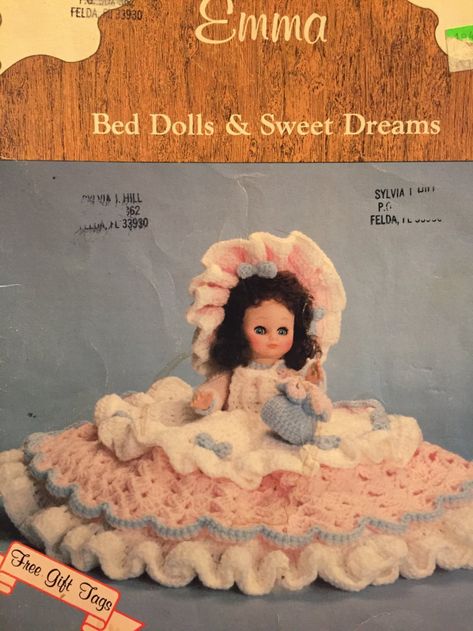 This is a very cute pattern for a pillow/bed doll and dress from Dumplin Designs. Pattern calls for worsted weight yarn. Bed Doll Crochet Patterns Free, Crochet Bed Dolls Free Pattern, Bed Dolls Crochet Patterns, Bed Dolls, Crochet Bed, Victorian Bride, Doll Crochet Pattern, Crochet Doll Dress, Vintage Crochet Pattern