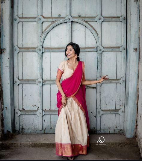 South Indian Half Saree Look, Pavadai Thavani Design, Half Saree Draping Style, Traditional Dhavani Designs, South Indian Look Simple, Simple Half Saree Designs South Indian, Simple Half Saree, Half Saree Poses, Reception Dress Simple