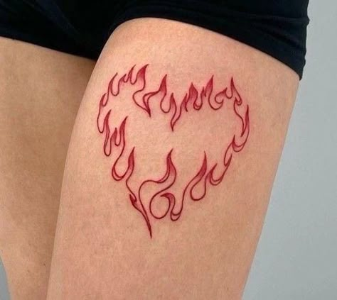 Queen Tattoo For Women, Back Tattoo For Women, Tattoo Queen, Red Heart Tattoos, Women Tattoo Ideas, Gorilla Tattoo, Flame Tattoos, Queen Tattoo, Red Ink Tattoos