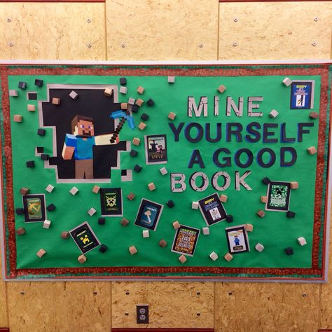 We put this Minecraft bulletin board up in the Young Teen section of my library. Was immediately a hit, met with positive remarks from both colleagues and patrons. Minecraft Bulletin Board, Minecraft Library Ideas, Minecraft Classroom, Minecraft Library, Reading Display, Interactive Bulletin Boards, Library Bulletin Board, Teen Library, Reading Bulletin Boards