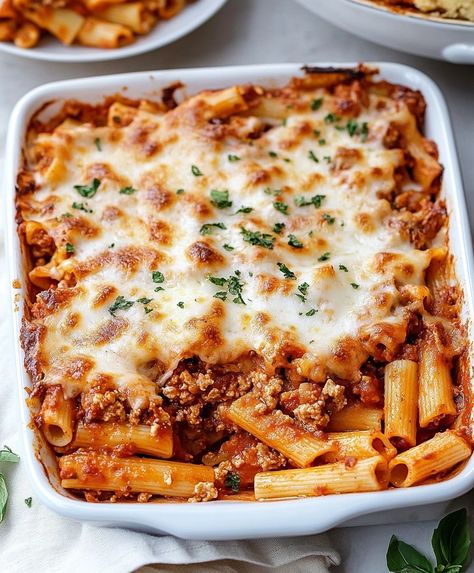 Million Dollar Baked Ziti Recipe Lazy Day Baked Ziti, Million Dollar Ziti, Pioneer Woman Baked Ziti, Baked Ziti With Cottage Cheese, Easy Baked Ziti, Ziti Recipe, Pasta Varieties, Ziti Pasta, Ziti Recipes