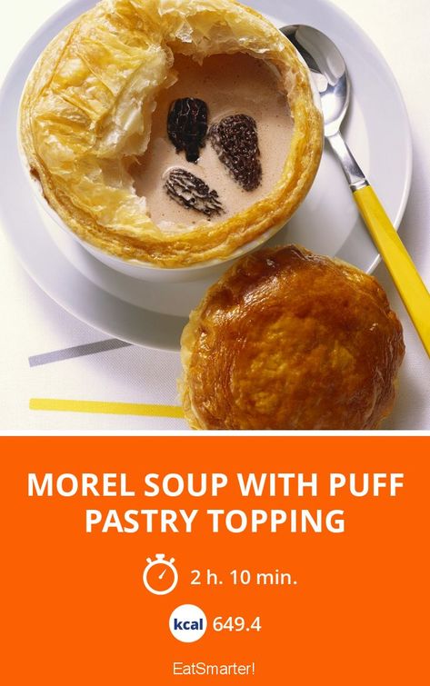 Morel Soup with Puff Pastry Topping - 649 kcal - mittel - A recipe idea by EAT SMARTER | mushroom, Soup, Mushroom Soup, Cream Soup #puffpastry #recipes Morel Soup, Mushroom Soup With Puff Pastry, Cream Of Morel Mushroom Soup, Mushroom Turnovers Puff Pastry, Morel Mushroom Recipes Pasta, Soup Mushroom, How To Cook Artichoke, Kohlrabi Recipes, Chives Recipe