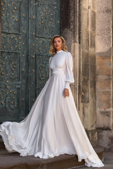 Modest Wedding Gowns, High Neck Wedding Dress, Neck Wedding Dress, Red Wedding Dresses, Bohemian Wedding Dress, Gowns Of Elegance, Modest Wedding Dresses, Online Wedding Dress, Dress Inspo