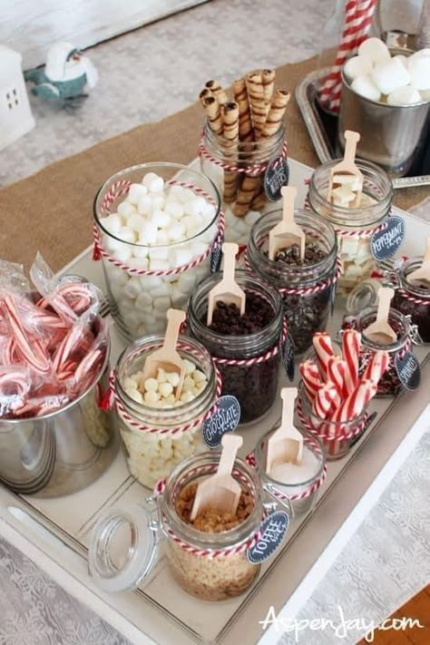 Coffee Hot Cocoa Bar Ideas, Hot Cocoa Bar For Kids, Friendmas Dinner, Winter Sleepover, Holiday Hot Cocoa Bar, Hot Cocoa Bar Christmas, Chocolate Bar Ideas, Hot Cocoa Bar Ideas, Cocoa Bar Ideas