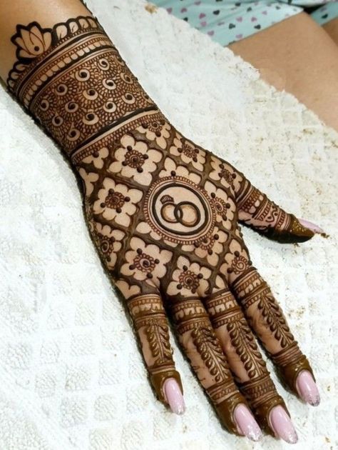 Mehendi Designs For Roka, Roka Mehendi Designs Simple, Mehandi Designs For Engagement Simple, Engagement Henna Designs Simple, Mehendi Designs For Hands Engagement Bridal Mehndi, Engagement Design Mehndi, Engagement Mendhi Design Back Hand, Engagement Mehendi Design Hands, Engegment Mehndi Simple