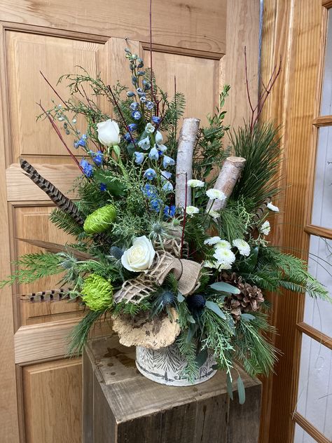 Manly Floral Arrangements, Oasis Arrangements, Thistle Flower Arrangement, Florist Tips, Natural Arrangements, Alter Arrangements, Headstone Flowers, Rustic Flower Arrangements, Winter Arrangements