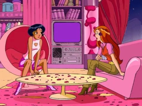 Mode Dope, Spy Outfit, 2000s Cartoons, Totally Spies, Cartoon Outfits, Vintage Cartoon, Pink Aesthetic, Serie Tv, Cartoon Characters