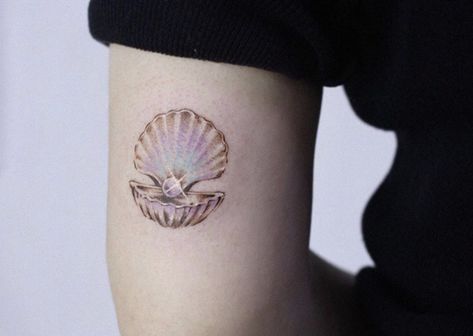 Clamshell With Pearl Tattoo, Clam And Pearl Tattoo, Clamshell Tattoo, Pearl Tattoos For Women, Clam Shell And Pearl Tattoo, Pearl Tattoo Ideas, Clam Shell With Pearl Tattoo, Clam Shell Tattoo, Tiny Conch Shell Tattoo