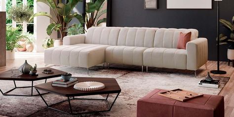 Natuzzi Sofa, Homes Aesthetic, Sofa In Living Room, Natuzzi Editions, Double Bed With Storage, Bungalow Renovation, Italian Furniture, Luxury Sofa, Furniture Maker