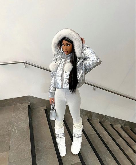 Winter Inspo Outfits, Ski Trip Outfit, Comfy Outfits Winter, New York Outfits, Trip Outfits, Snow Outfit, Skiing Outfit, January 12