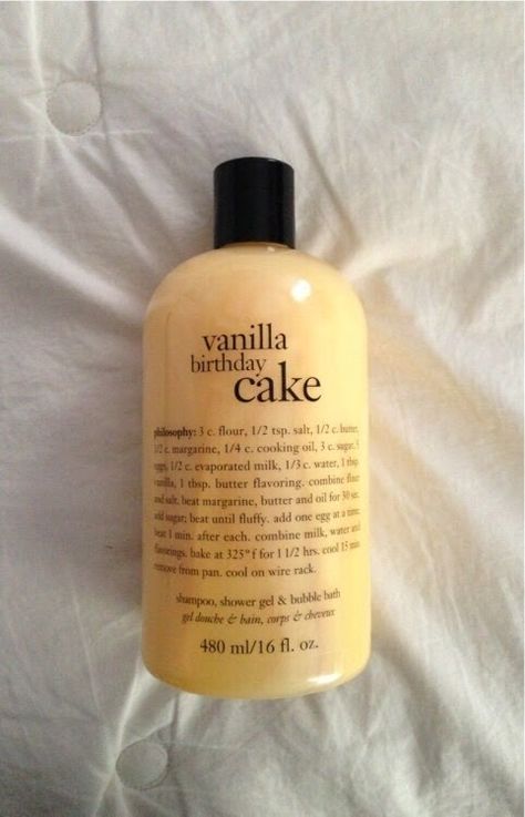 pale yellow aesthetic Vanilla Birthday Cake, Bath Gel, Shower Skin Care, Body Smells, Bath And Body Care, Body Care Routine, Shower Routine, Body Skin Care Routine, Smell Good