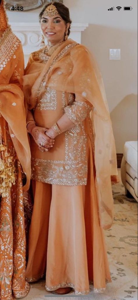 Peach Colour Suit Design, Peach Indian Suit, Peach Punjabi Suit, Punjabi Wedding Bridesmaids, Peach Colour Suit, Peach Color Suit, Bridesmaid Suits, Punjabi Dress Design, Punjabi Dresses