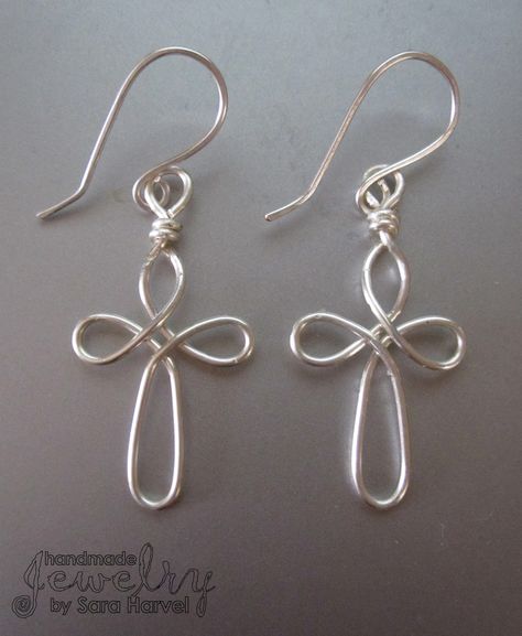 Diy Wire Cross, Wire Crosses Diy How To Make, Wire Crosses Diy, Diy Cross Earrings, How To Make Beaded Wire Crosses, Wire Cross Earrings, Wire Wrap Cross, Copper Wire Cross Diy, Wire Wrapped Cross Jewelry For Gift