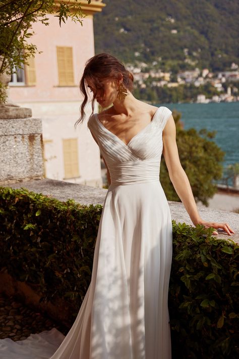 Ileane: Chiffon A-Line Wedding Dress with Pleated V-Neckline and Bow | Justin Alexander Aline Wedding Dress V Neck, Wedding Dresses Fitted, Justin Alexander Wedding Dresses, Fitted Wedding Dresses, Isabella Grace, Convertible Wedding Dresses, Wedding Dresses Styles, Justin Alexander Bridal, Beaded Wedding Dresses