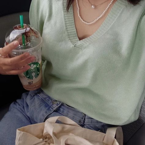 Mint Green Shirt with V Neck Paired Up with High Waist Jeans And Tote Bag To Complete The Look so true Hahahahah starbuck mocha praline it tastes good u guys should try it Long Sleeve Tshirt Outfit, Mint Green Shirts, 2023 School, Spring Summer Capsule Wardrobe, Pullovers Outfit, Inspo Instagram, Summer Capsule Wardrobe, Summer Capsule, Green Top