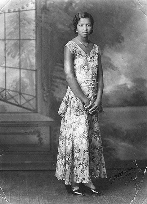 1930s Black Fashion, African American Clothing Photos Polka Dot Top Outfit, African American Clothing, The Blacker The Berry, 1930's Dresses, Homemade Dress, African American Fashion, Dress History, 1930s Dress, Afternoon Dress