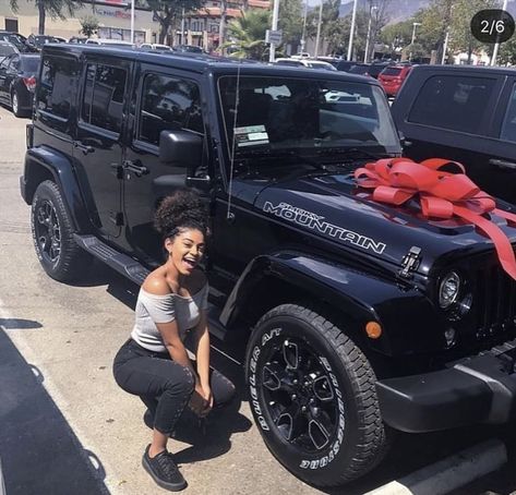 Pinterest | ashleynxoxo✨ #cars Black Rubicon, Baby Jeep, Tesla Electric Car, Auto Jeep, Brand New Car, Vintage Jeep, Wrangler Jeep, Black Jeep, Girly Car