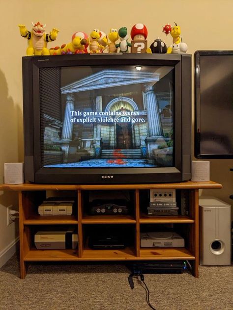 Tv Stand Gaming, Retro Gaming Room, Ultimate Gaming Room, Tv Set Up, Retro Games Room, 2013 Swag Era, Retro Games Console, Retro Gaming Art, Diy Tv Stand