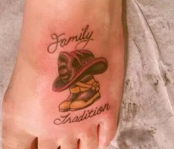 Family tradition Firefighter Tattoo Memorial Grandpa, Fireman Memorial Tattoo, Fire Fighter Tattoos Female, Memorie Tattoos, Ems Tattoos Female, Fireman Tattoo Ideas, Firefighter Wife Tattoo, Fire Dept Tattoos, Firefighter Tattoo Ideas