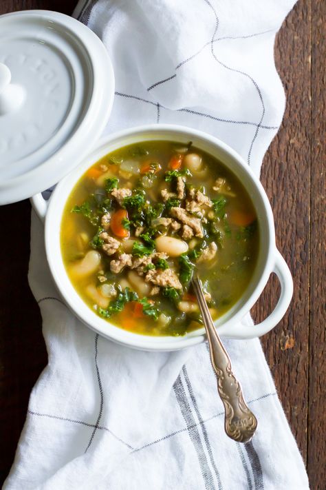 This Ground Turkey White Bean Kale Soup is incredibly comforting, filling and perfect for the busy weeknights because it’s ready in less than 30 minutes. Bean Kale Soup, Sausage Vegetable Soup, White Bean Kale, White Bean Kale Soup, Ground Turkey Pasta, Ground Turkey Soup, Kale Soup Recipes, Turkey Pasta, Turkey Soup Recipe