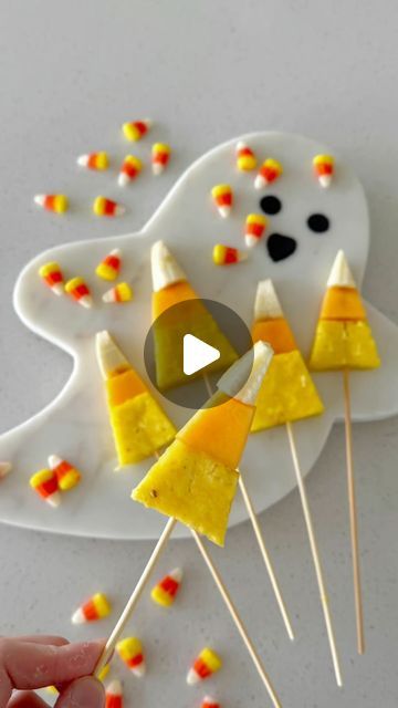 Rachel Anderson on Instagram: "Dole Candy Corn Fruit Kabobs🧡💛🤍

These candy corn kabobs are a great way to get your kids to eat a healthy Halloween snack! All you need is fresh Dole pineapple🍍, cantaloupe🍈, and Dole bananas🍌. Cut up pieces of fruit and slide them onto bamboo skewers. Enjoy!

#candycorn #fallfoodideas #falltreats #healthyhalloween #halloweentreats #spookyseason #halloween #halloweenpartyideas #kidshalloweencraft #bananas #pineapple #healthysnack" Dole Pineapple, Healthy Halloween Snacks, Halloween Snack, Fruit Kabobs, Healthy Halloween, Bamboo Skewers, Halloween Snacks, Fall Treats, Halloween Crafts For Kids