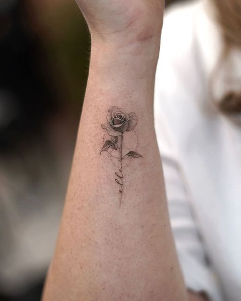 Rose Petals Tattoo Design, Microrealism Tattoo Flower, Rose Initial Tattoo, Microrealism Tattoo Women, Rose With Initials Tattoo, Tattoo Rose With Name, Rose Pedal Tattoo, Lunar Tattoos, Rose Petal Tattoo